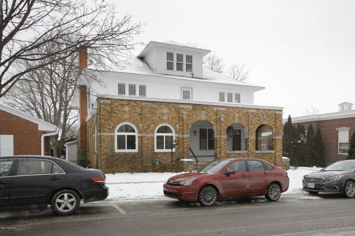 200-316 Trowbridge Street, Allegan, MI 49010